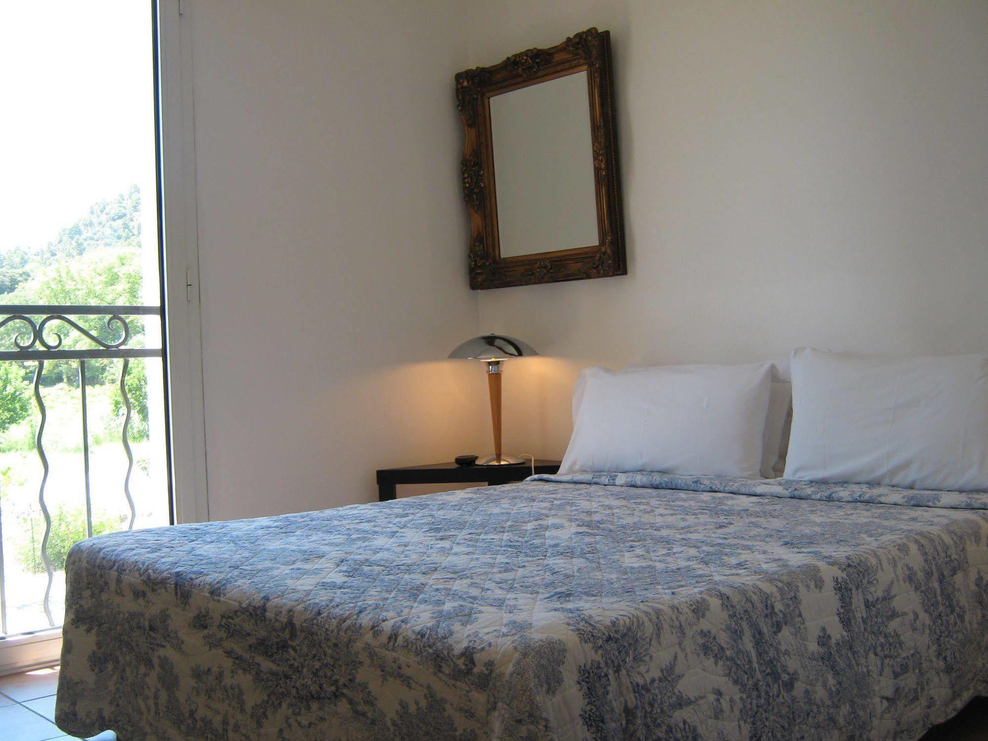 La Fontaine Hotel Vidauban Luaran gambar